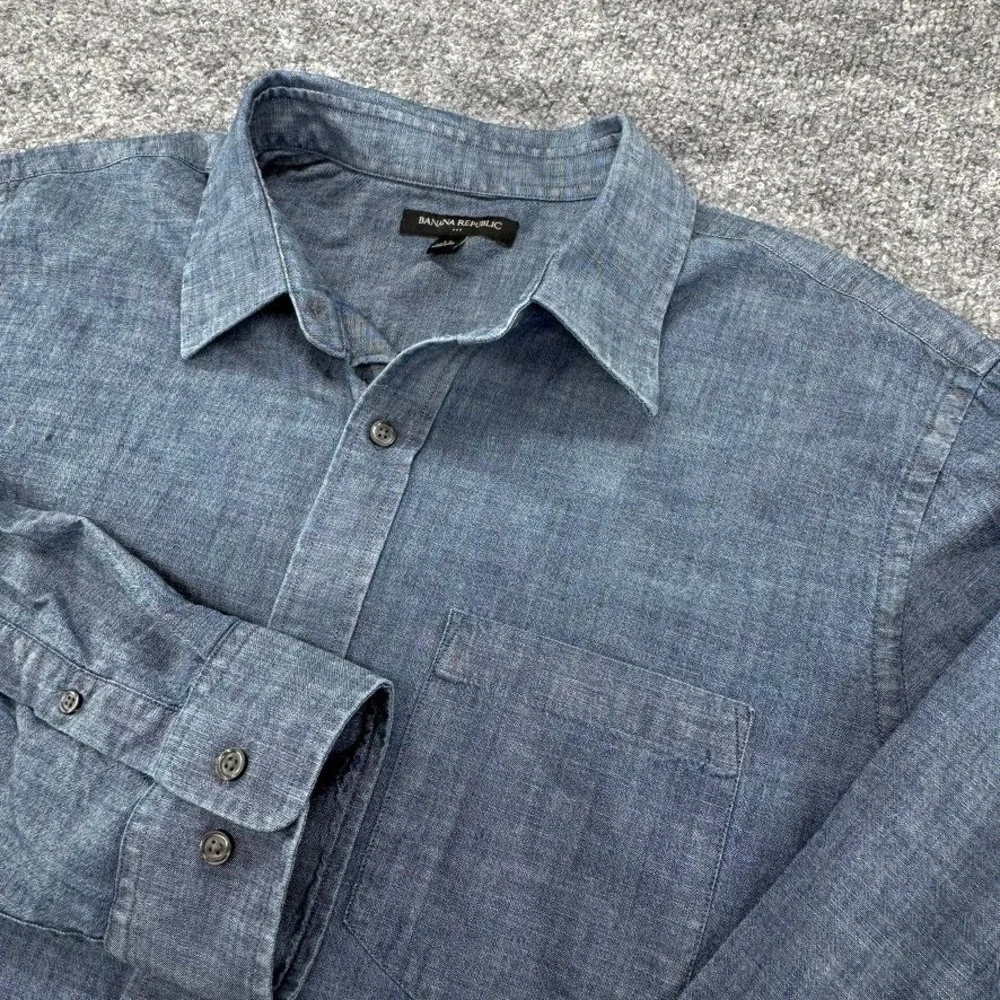 Banana Republic Button Down XL Nepped Chambray Cotton Regular Blue Fall 2014